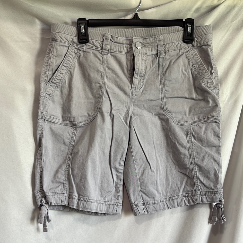 MM366 George Women's Light Gray Cargo Shorts